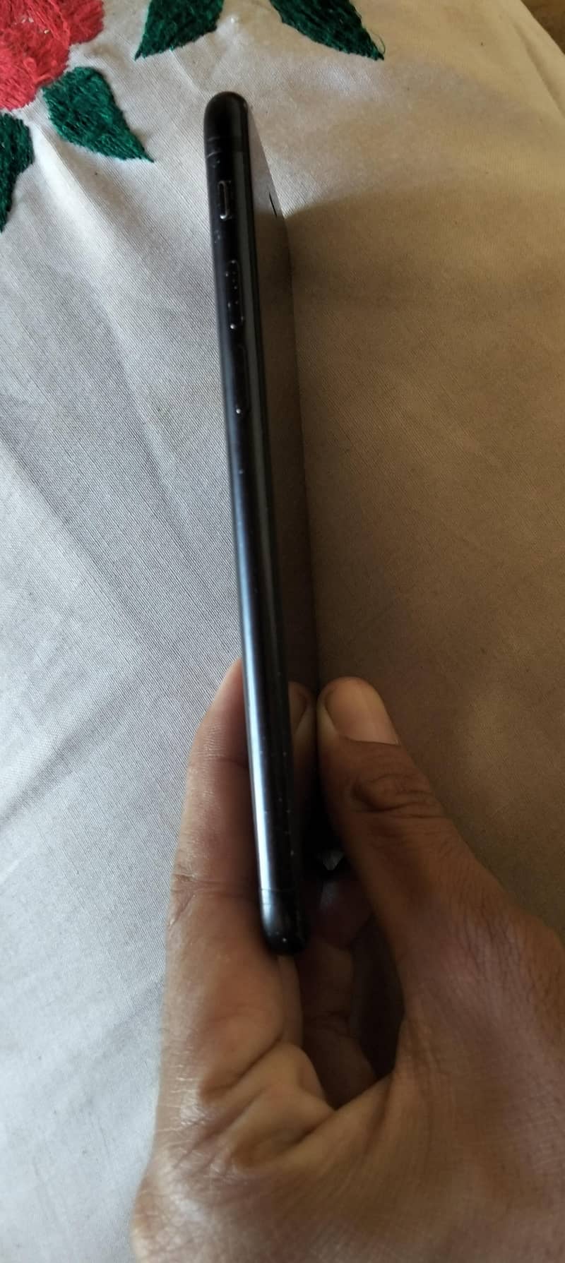 Apple iPhone 7 3