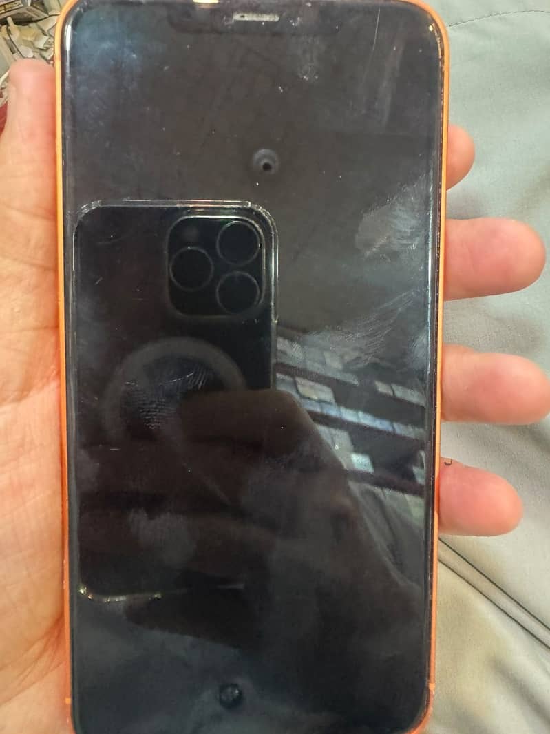 Apple iPhone xs max 3