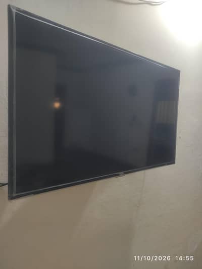 TCL 4K UHD 10/10 condition