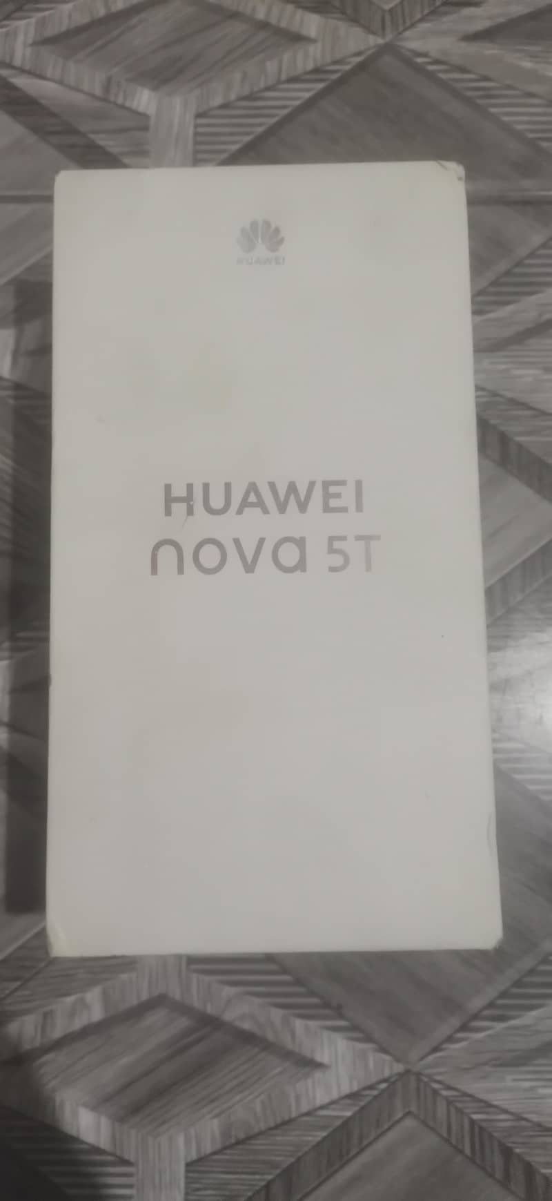 Huawei Nova 5T 0