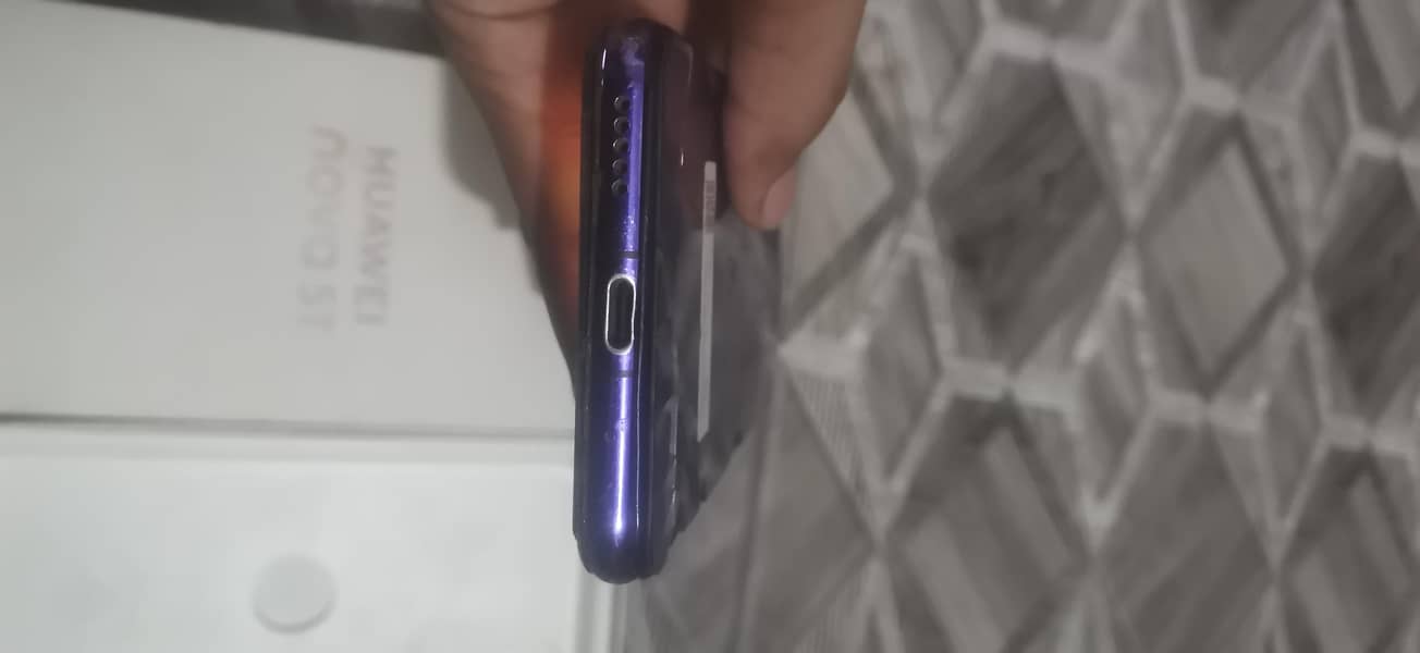 Huawei Nova 5T 1