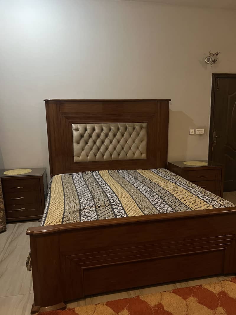 King size bed set 0