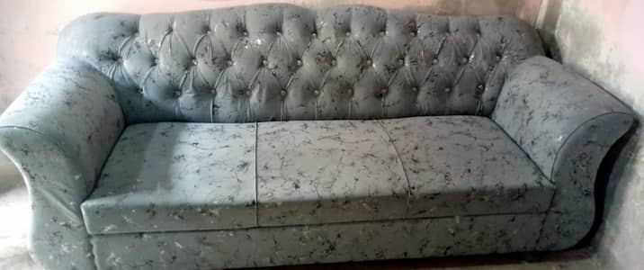 6 seater sofa set(3+2+1) grey velvet saaf condition