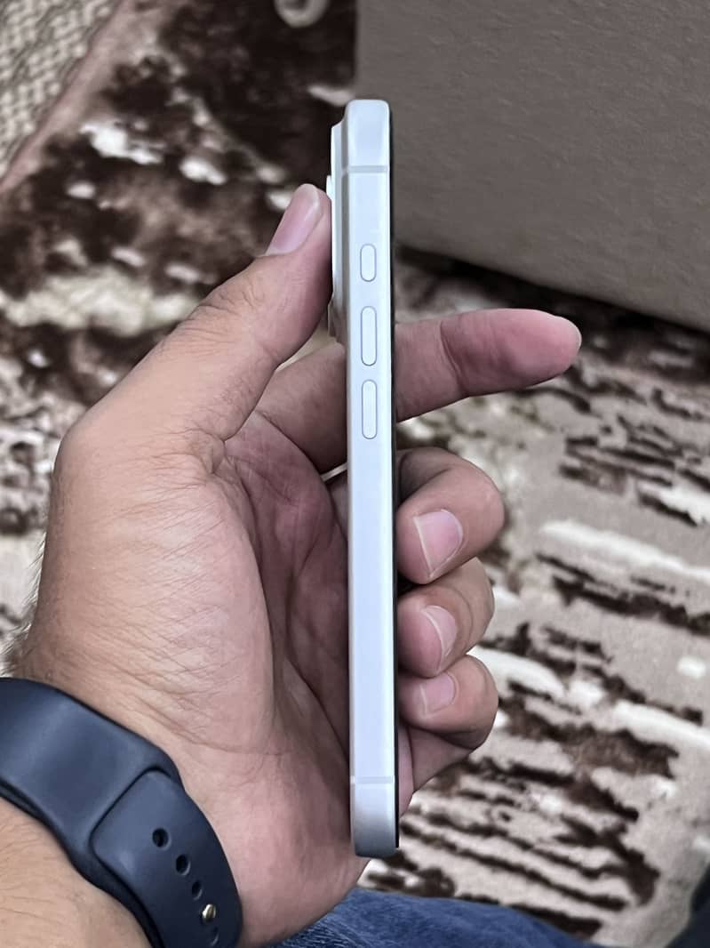 Apple iPhone 17 Pro 0