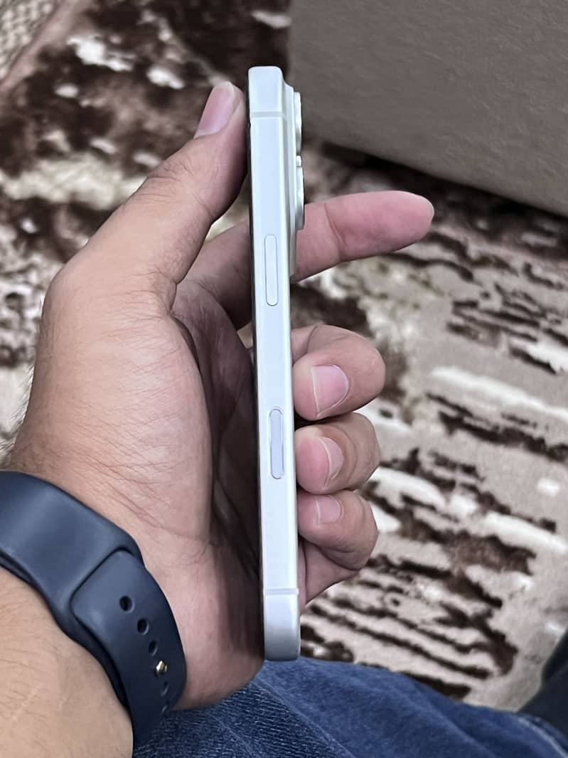 Apple iPhone 17 Pro 2