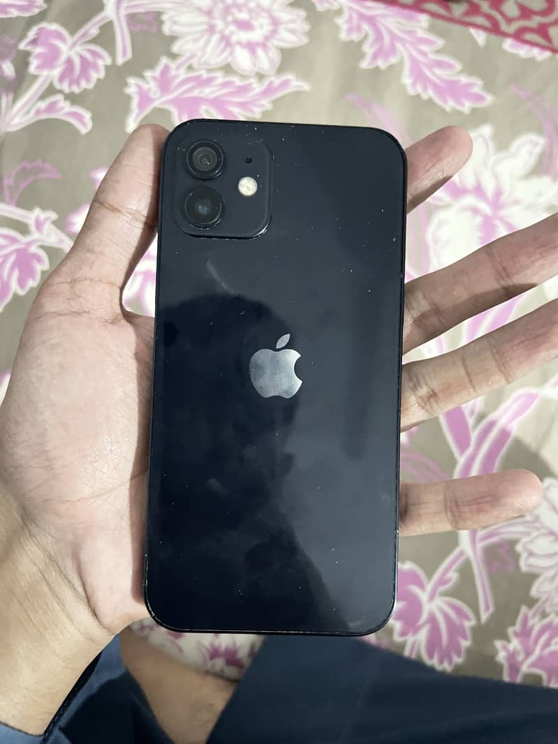 Apple iPhone 12 6
