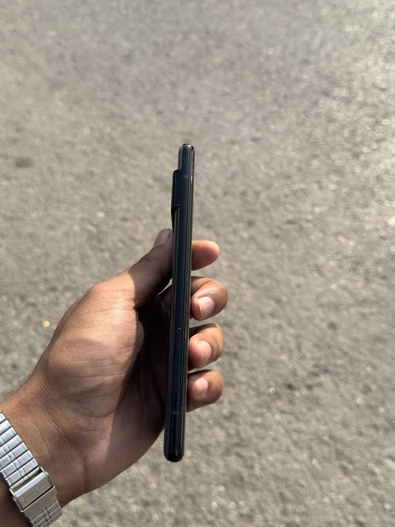 Google Pixel 6 Pro 2