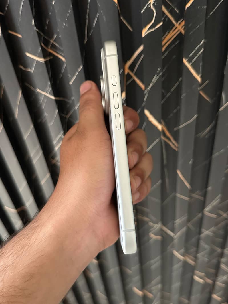 Apple iPhone 17 Pro 0
