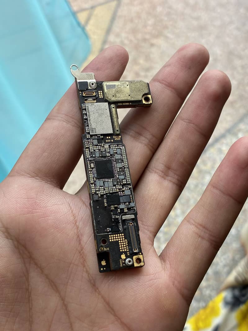 Apple iPhone 14 1
