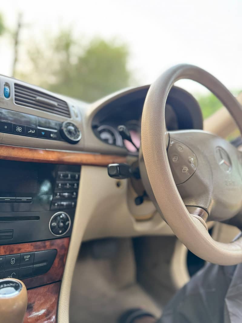 Mercedes E Class 2004 10