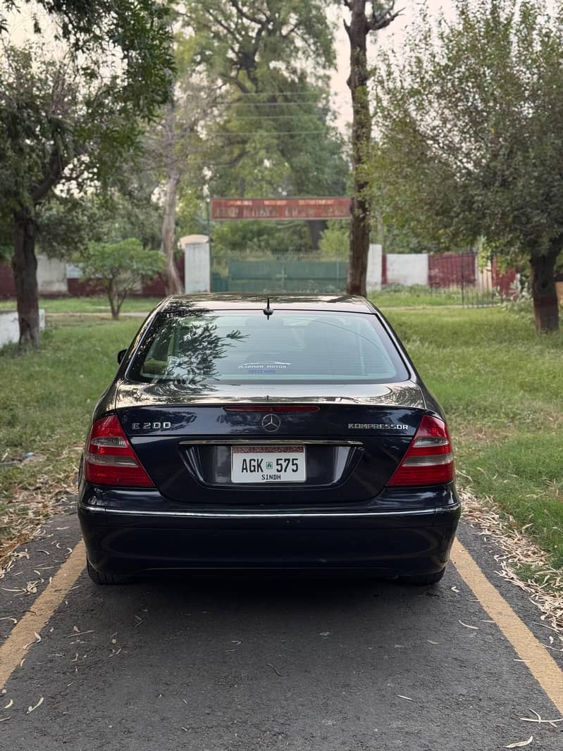 Mercedes E Class 2004 12