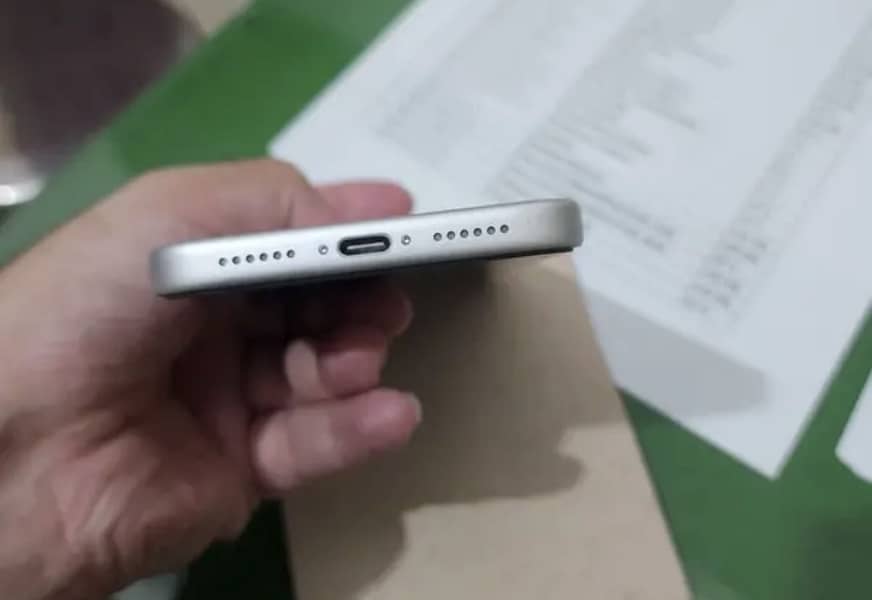 Apple iPhone 17 Pro Max 1