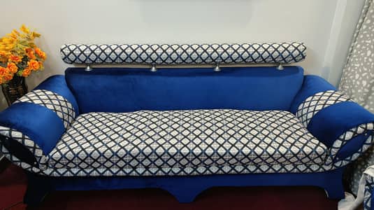 Sofa Set + Glass Centre Table – Excellent Condition