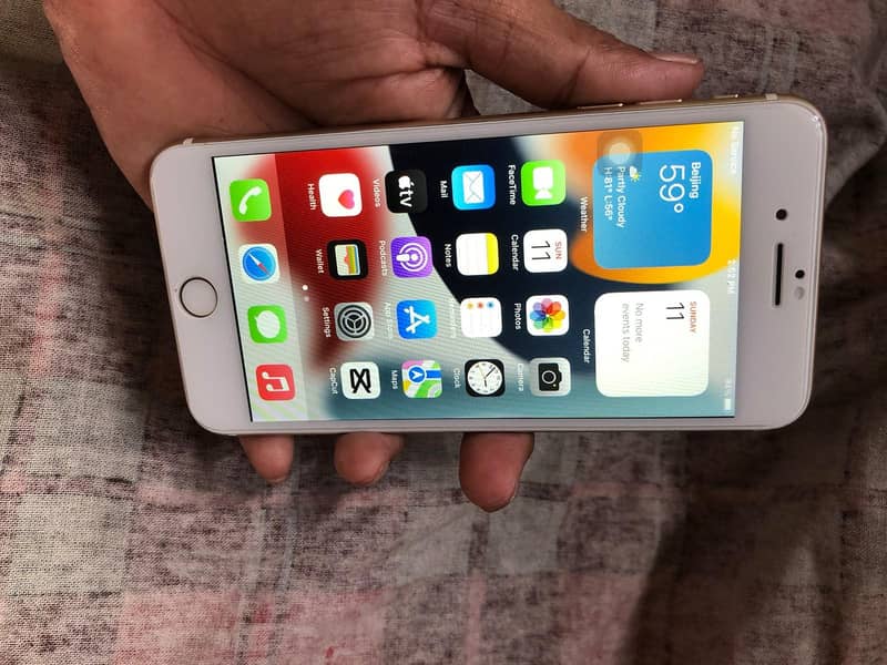 Apple iPhone 7 Plus 3