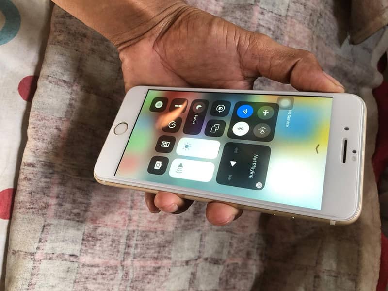 Apple iPhone 7 Plus 7