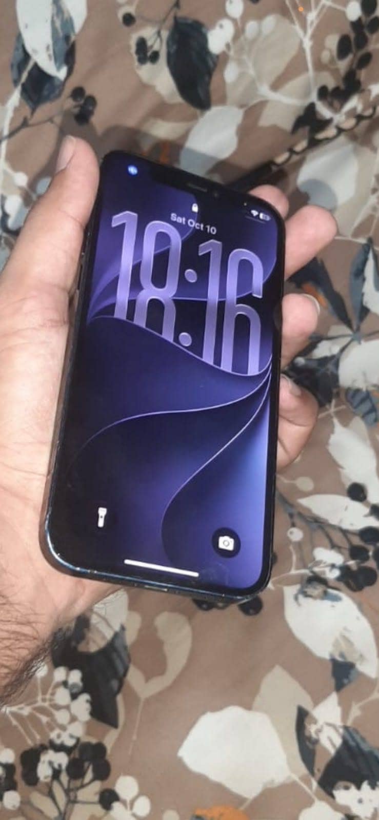 Apple iPhone 12 0