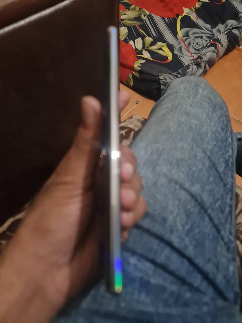 Samsung Mobile Note 10 Plus 1