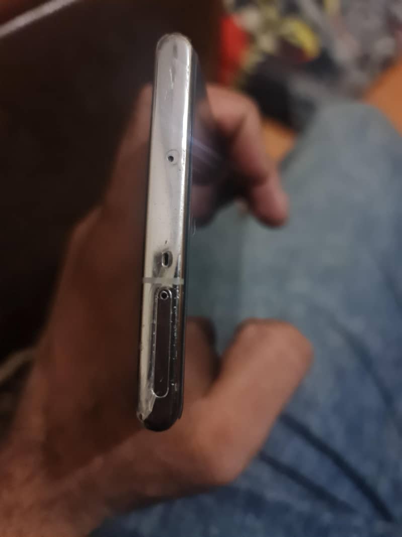 Samsung Mobile Note 10 Plus 3