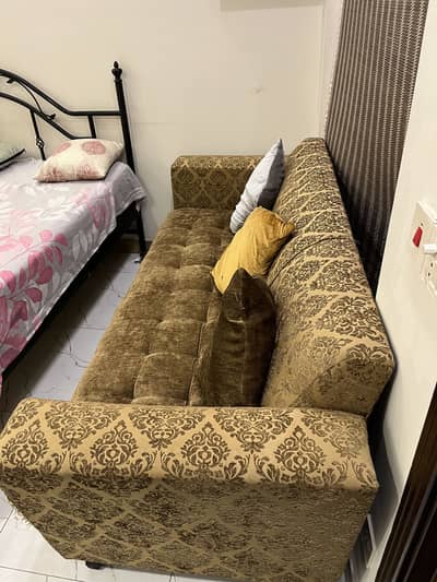 Solid 3 seater sofa