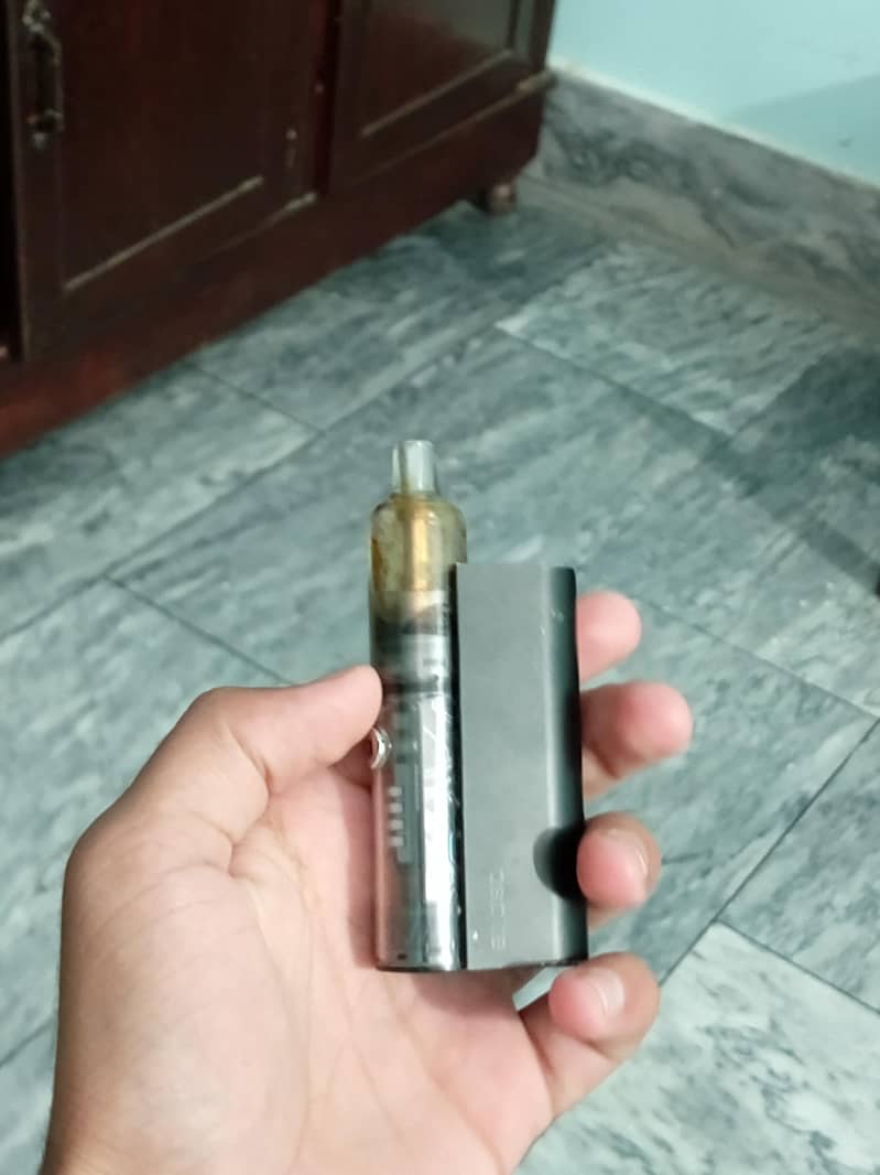 Apple iPhone 13 0