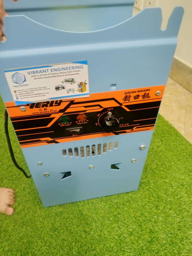 Cup sealing machine 3