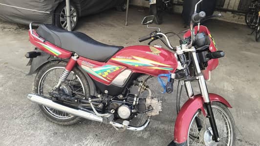 ZX 70 Deluxe in mint condition for sale