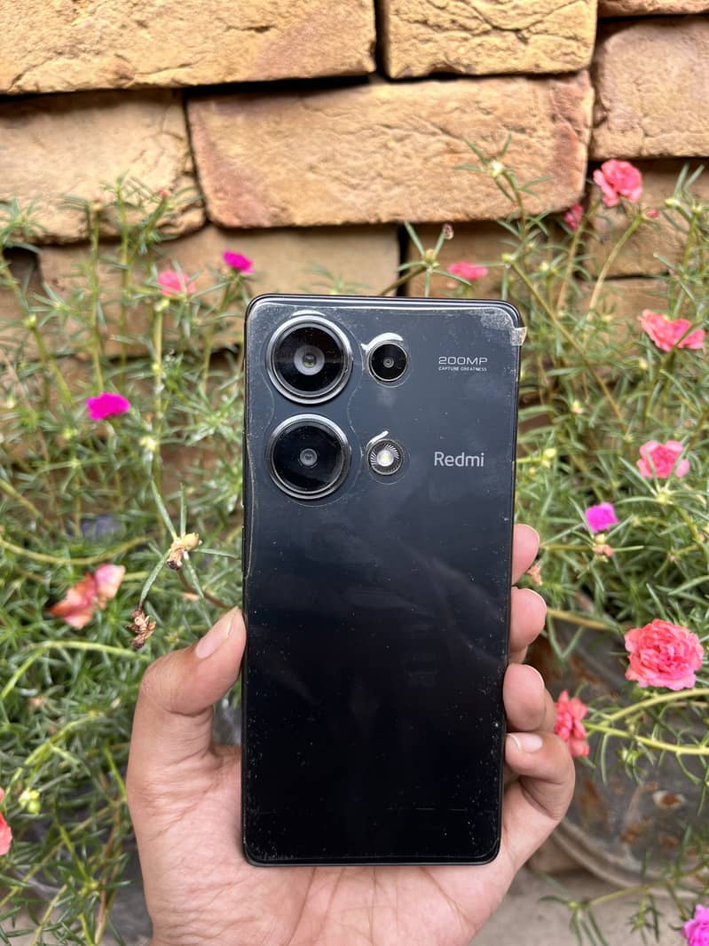 Xiaomi Redmi Note 13 Pro 1