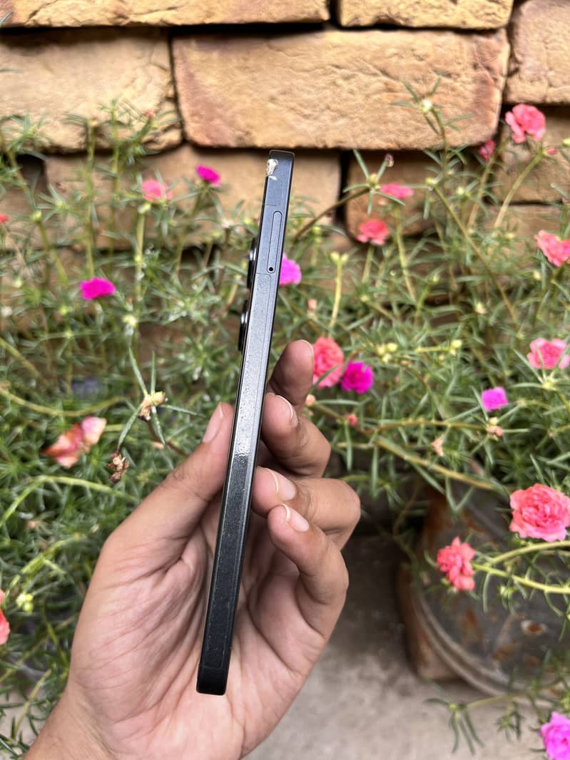 Xiaomi Redmi Note 13 Pro 3