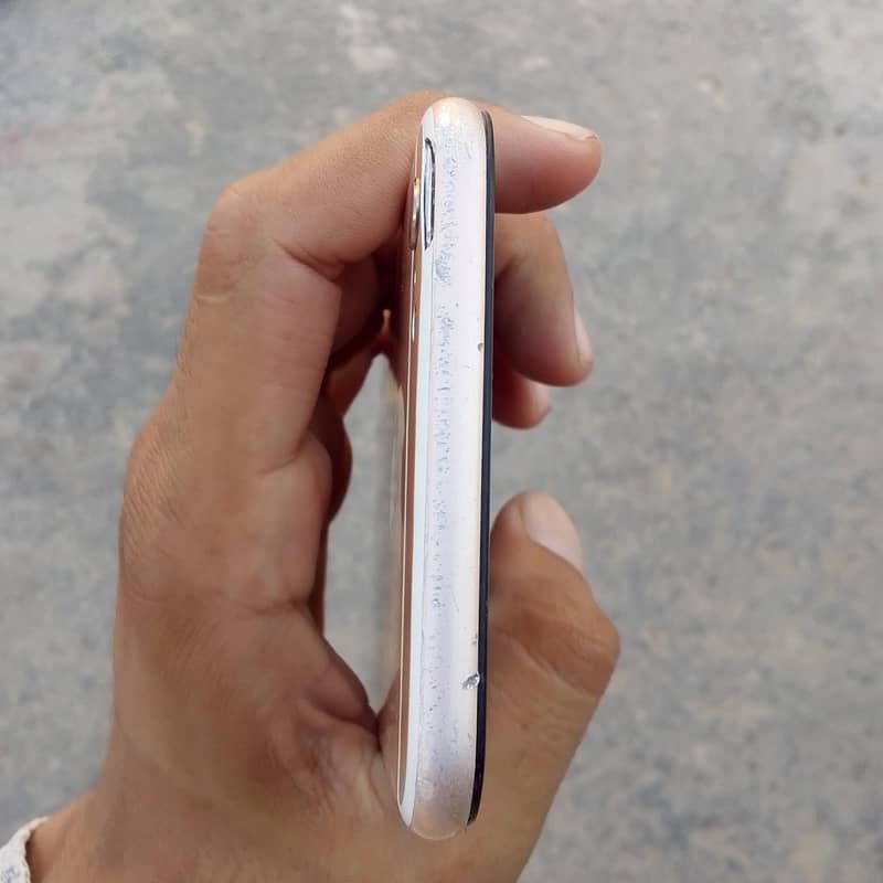 Apple iPhone 6s Plus 5