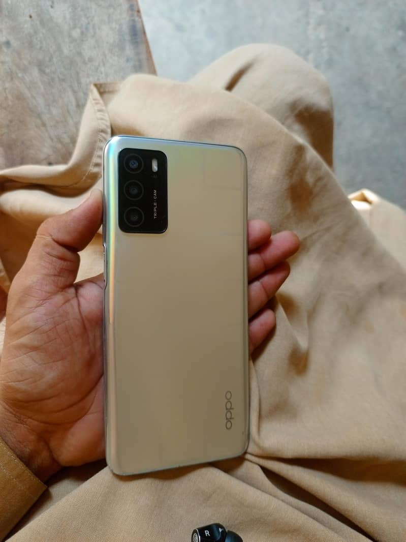OPPO A16 0