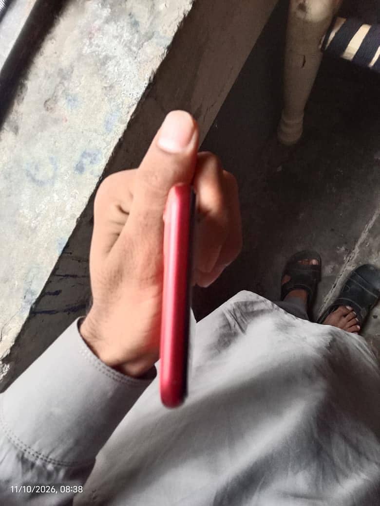 Apple iPhone 11 3