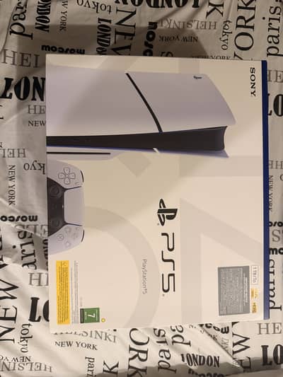 Brand new box packed ps5 slim cd version EU
