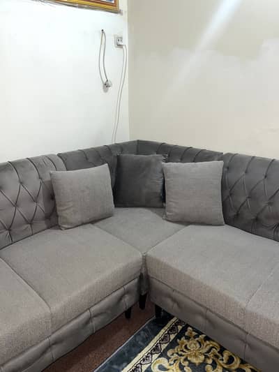 Comfortable 7-Seater Grey L-Shaped Corner Sofa