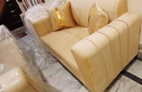 Elegant Six Seater Sofa Set Urgent Sale