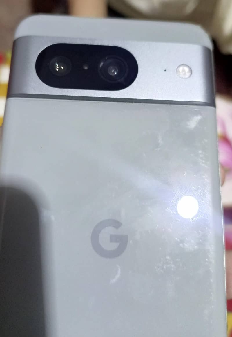 Google Pixel 8 1