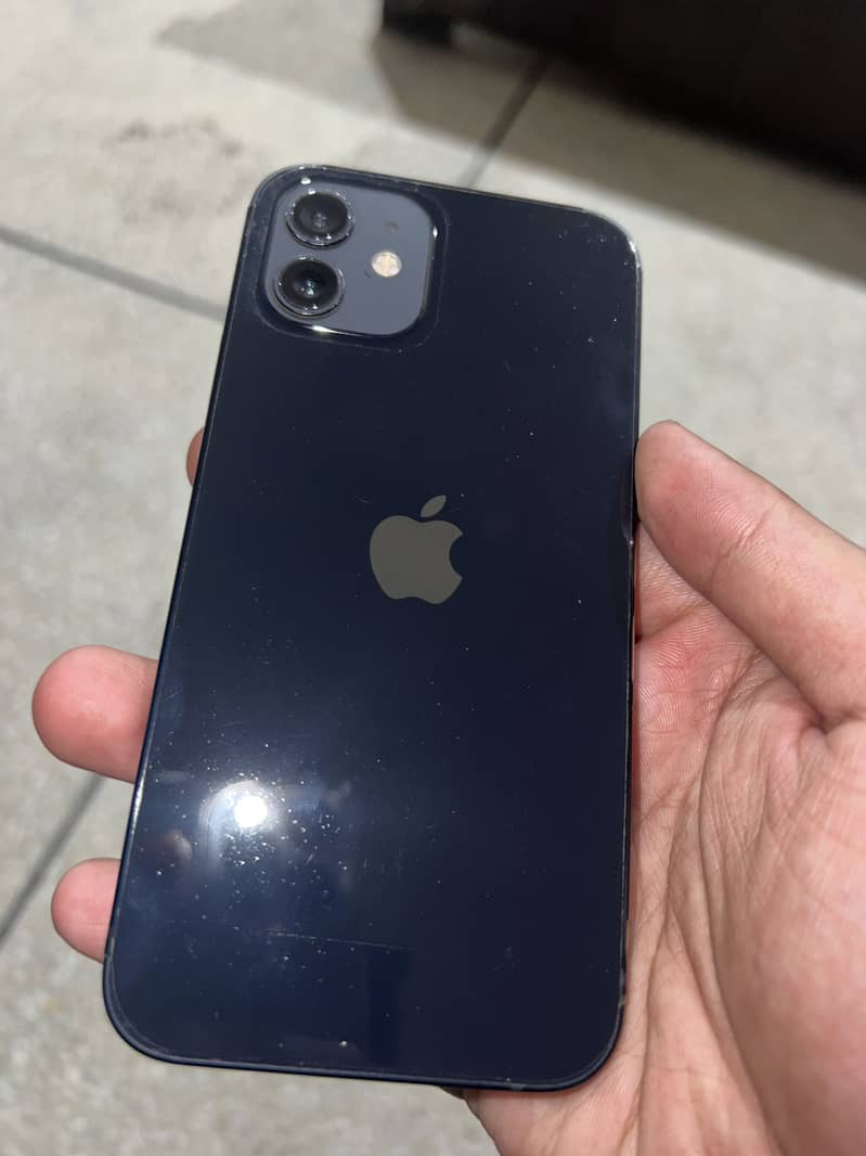 Apple iPhone 12 jv 1