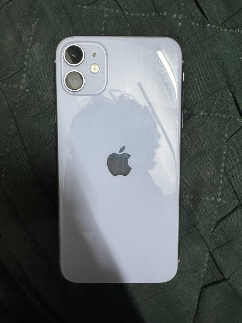 Apple iPhone 11 3