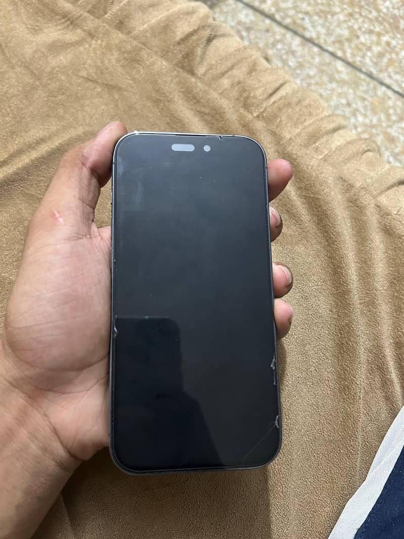 Apple iPhone 14 Pro 1
