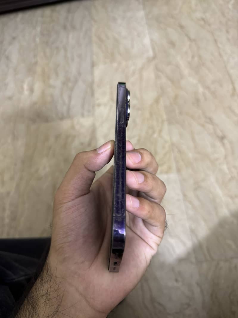 Apple iPhone 14 Pro Max 2