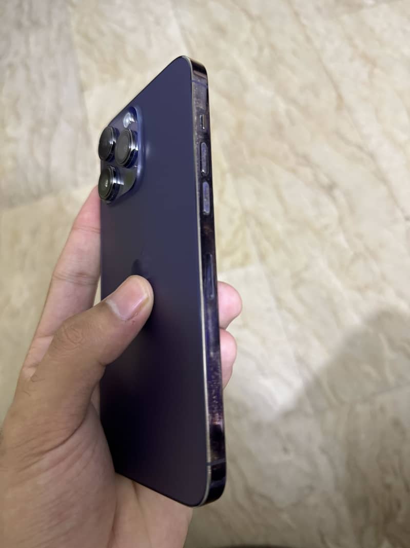 Apple iPhone 14 Pro Max 4