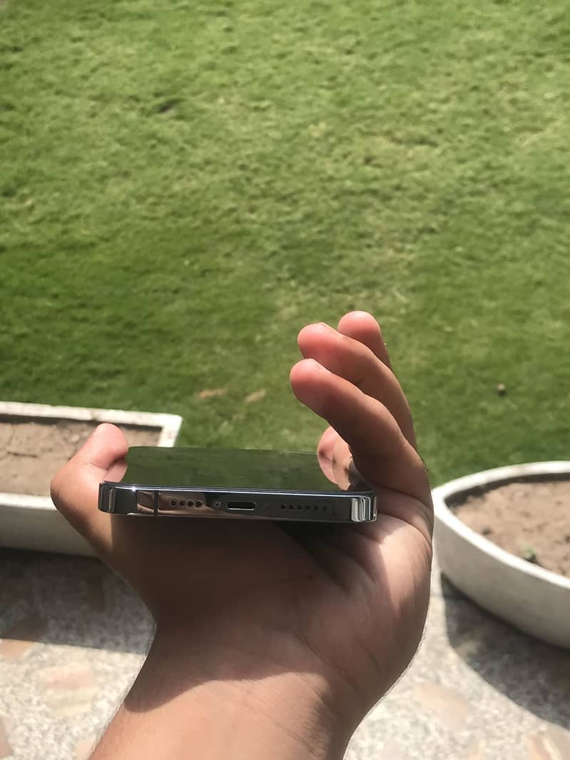 Apple iPhone 13 Pro Max 5