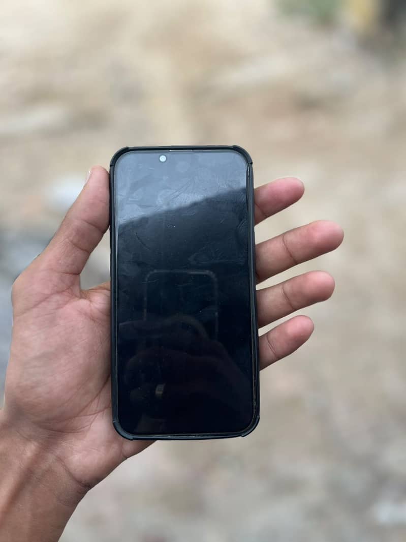Apple iPhone 13 Pro 1