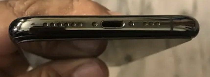 Apple iPhone 11 Pro 2