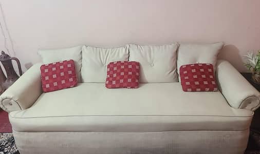 7 seater sofa set. . .