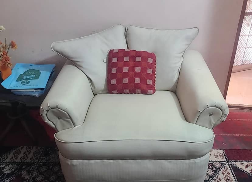 7 seater sofa set. . . 1