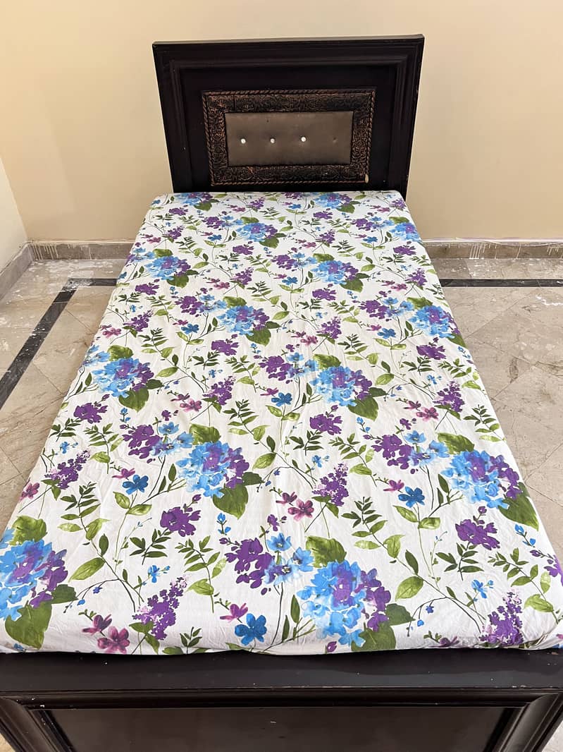 Single bed Good condition 1