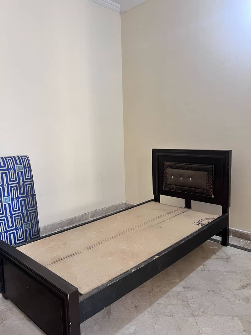 Single bed Good condition 2