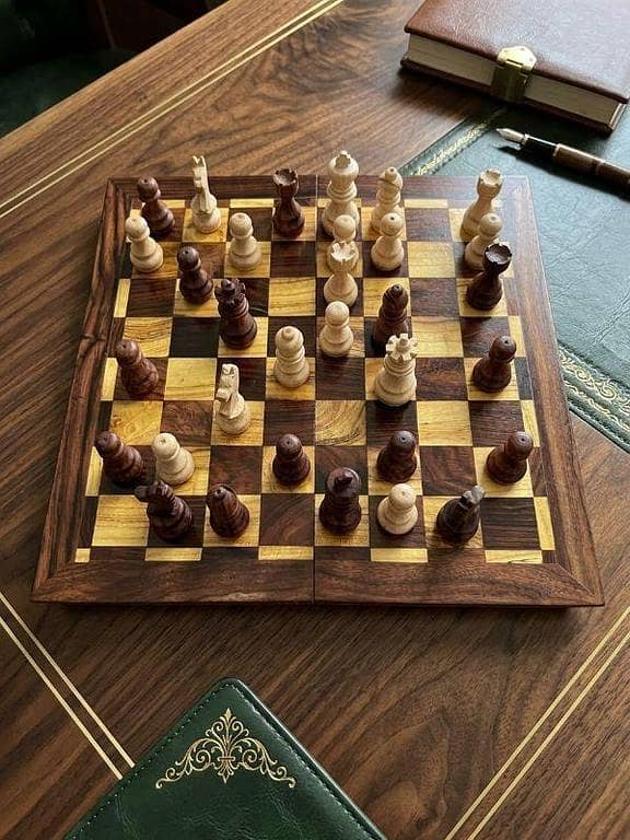 Wooden Chess - Handmade Wooden Chess Set - Sheesham Wood Chess Board Game With Figures - Foldable - 16 Inches.