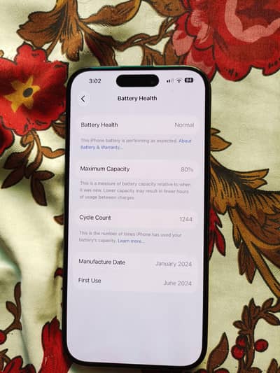 Apple iPhone 15 Pro black titanium