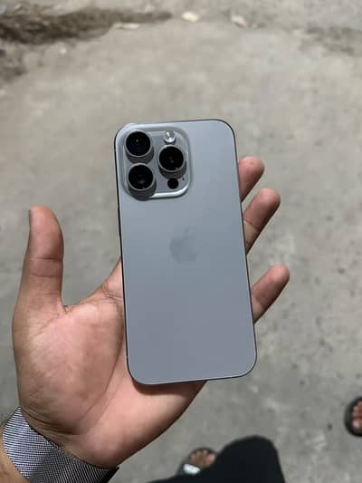 Apple iPhone 15 Pro
